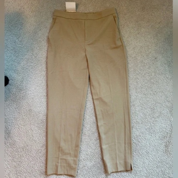 Banana Republic Hayden New British Khaki Pants-NWT - Picture 2 of 5